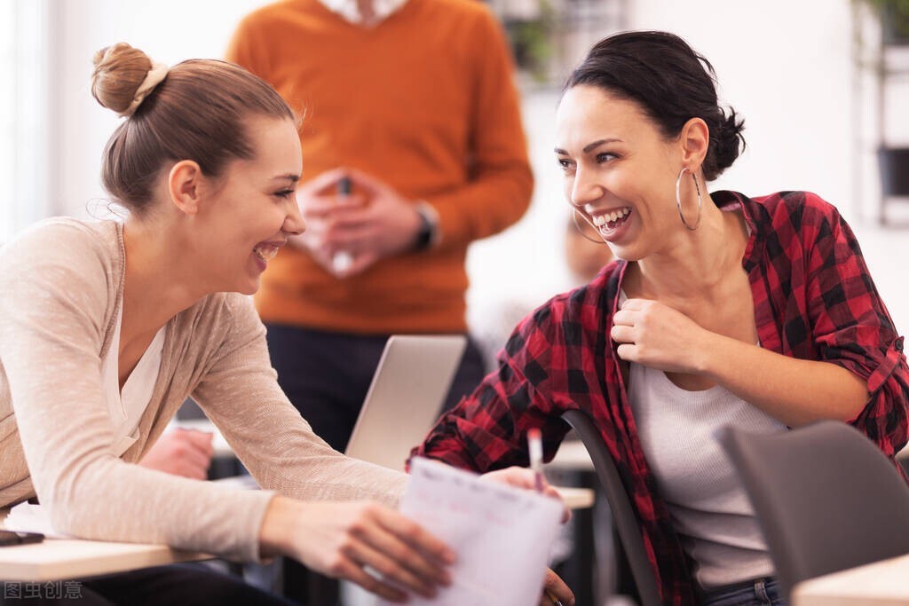 整体分析语篇连贯性的基本策略——以江苏省牛津高中英语教材为例