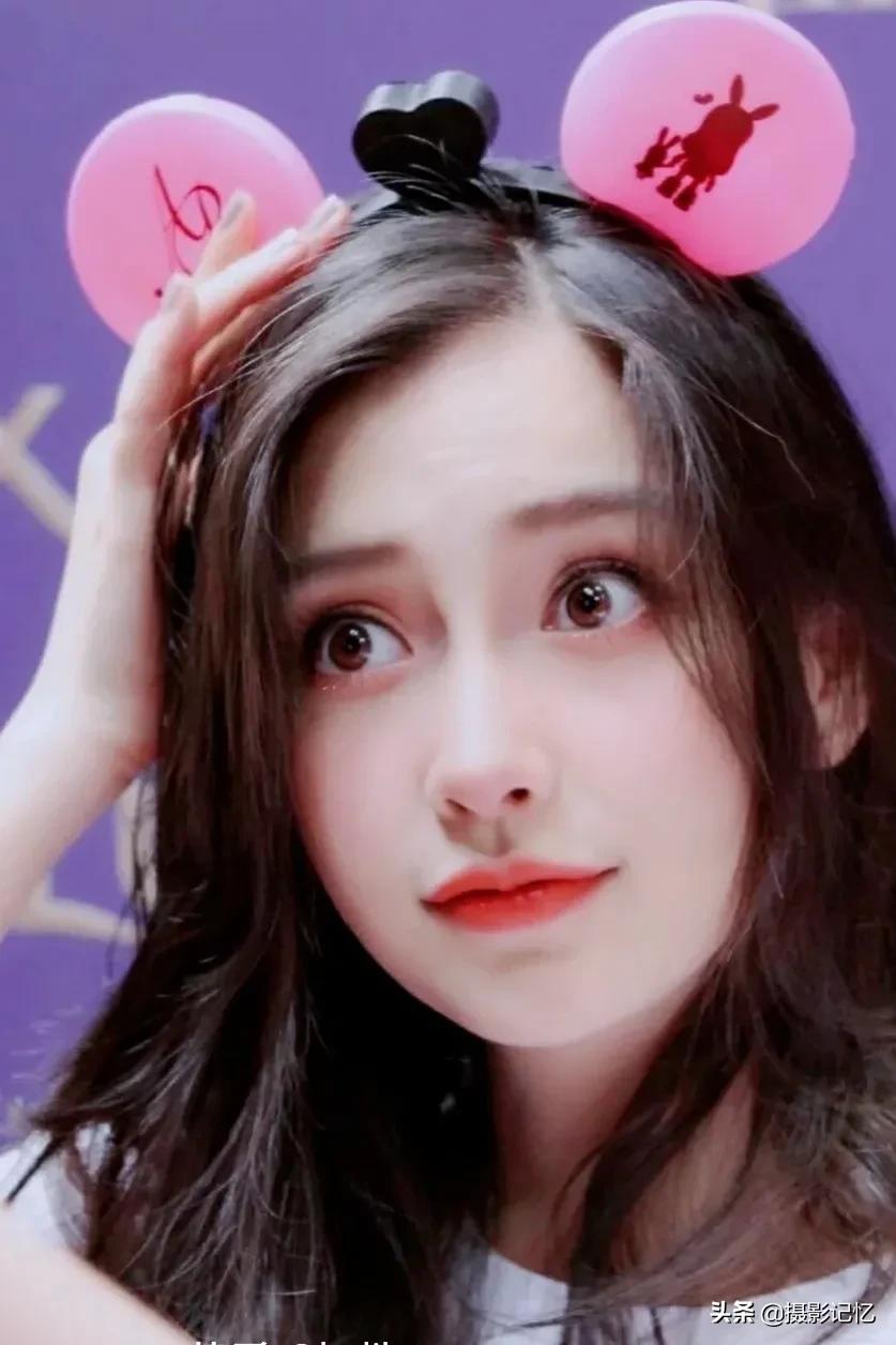 杨颖：秀色可餐