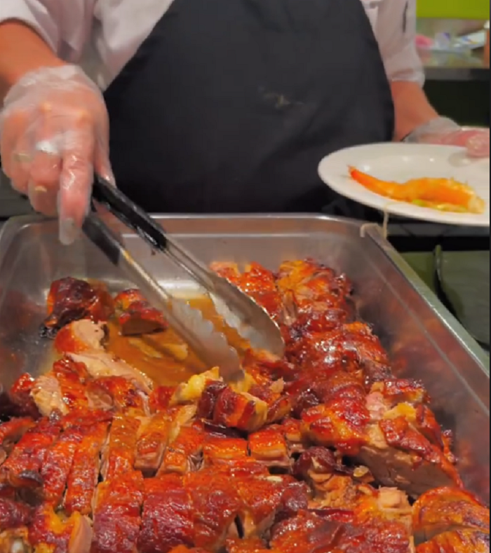 学生在美国高校吃了顿饭，忍不住和国内大学对比，差距不是一点点