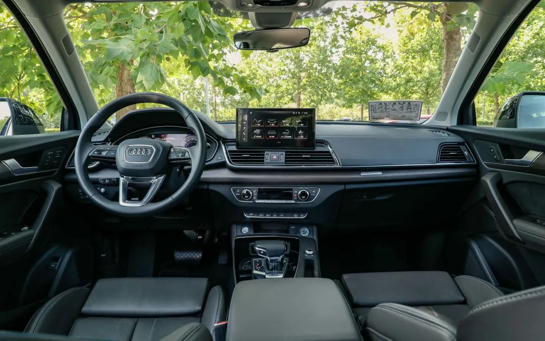 刚刚中期改款，强到找不出缺点，95%的人买车必纠结