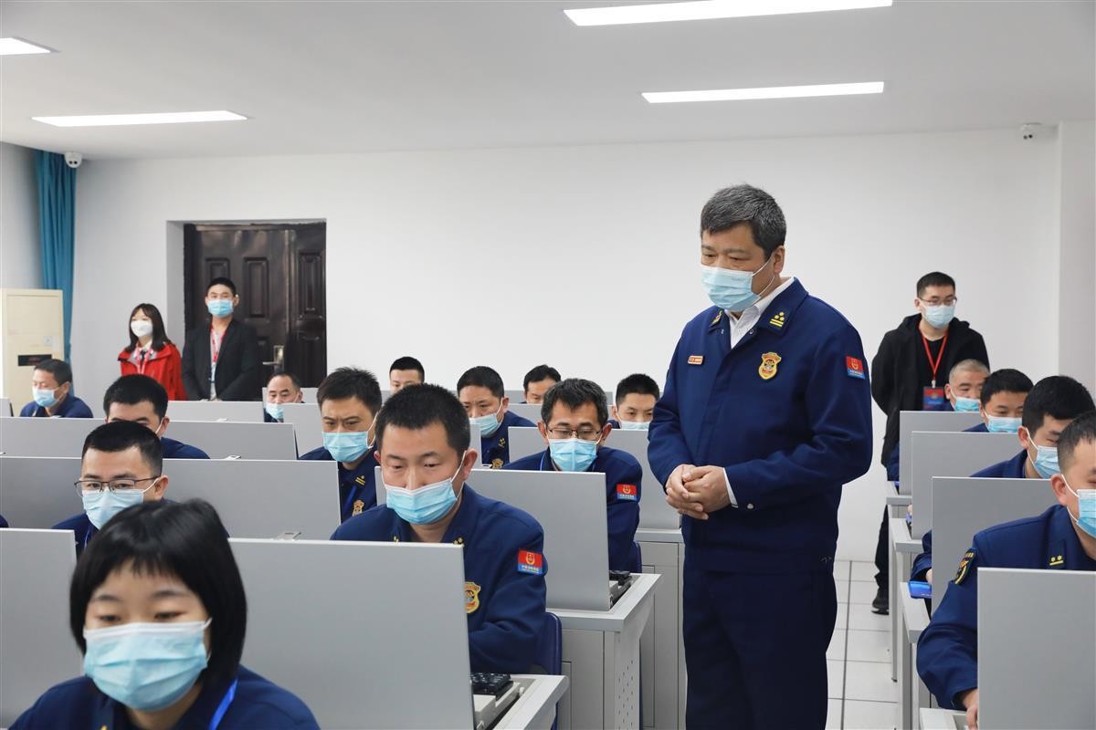 湖北消防举办消防监督检查“两学两比”专项培训