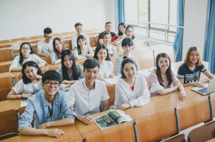 国内高校排名“重新洗牌”，人民大学无缘前10，南开大学跌出前20