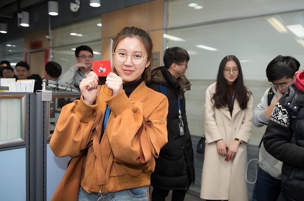 腾讯前员工找了45天工作没找到，网友回应：心高气傲