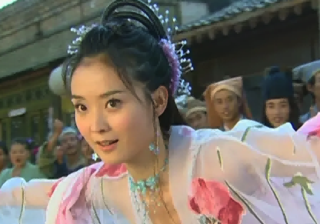 颜值不够别带“额饰”！13位女星造型PK，谁才撑得起倾国倾城