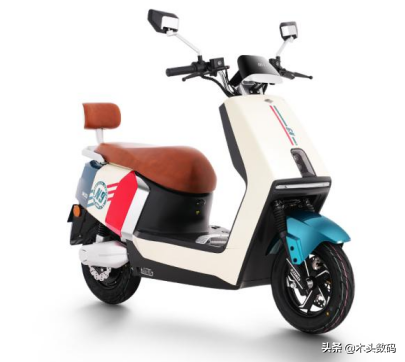 油价暴涨，长续航、轻智能小刀电动车N9长征版谁能不爱？