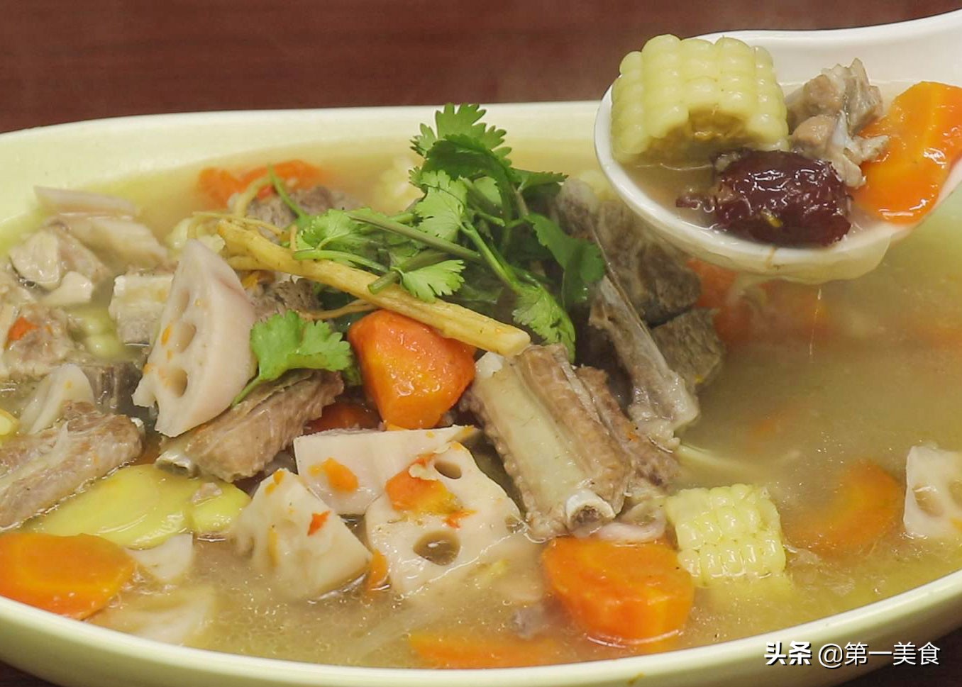 排骨湯,排骨湯怎么燉最好喝