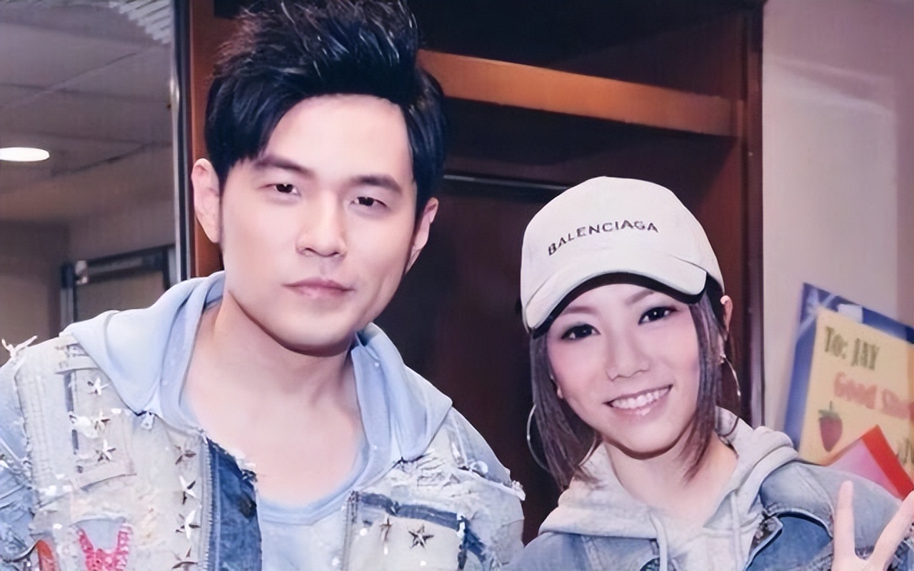 邓紫棋的心酸情史，苦等林宥嘉9年等来一首说谎，出歌内涵华晨宇