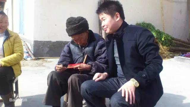 年赚76亿，逼走老字号！比文峰还土的修脚店，凭什么这么火？