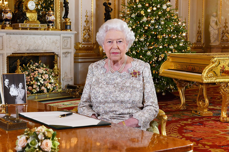 英国民众为何不反对每年花上亿英镑供养王室？因为英国王室太超值