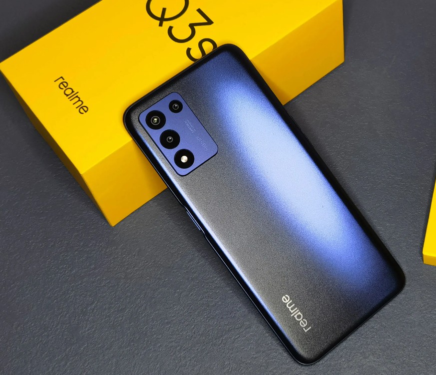 想给父母换手机，就选这4款“大内存+大屏幕”机型，还能再用三年