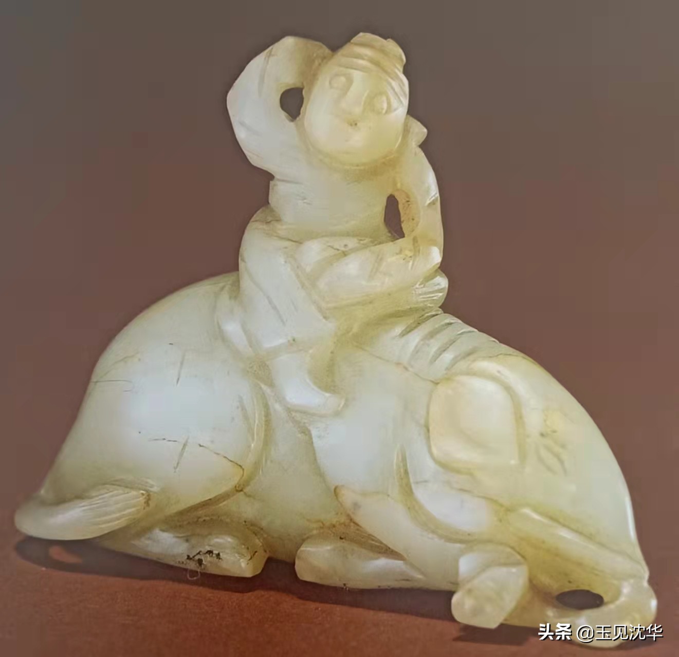 沈华：从历史文化背景解读唐代玉龙的造型和特征