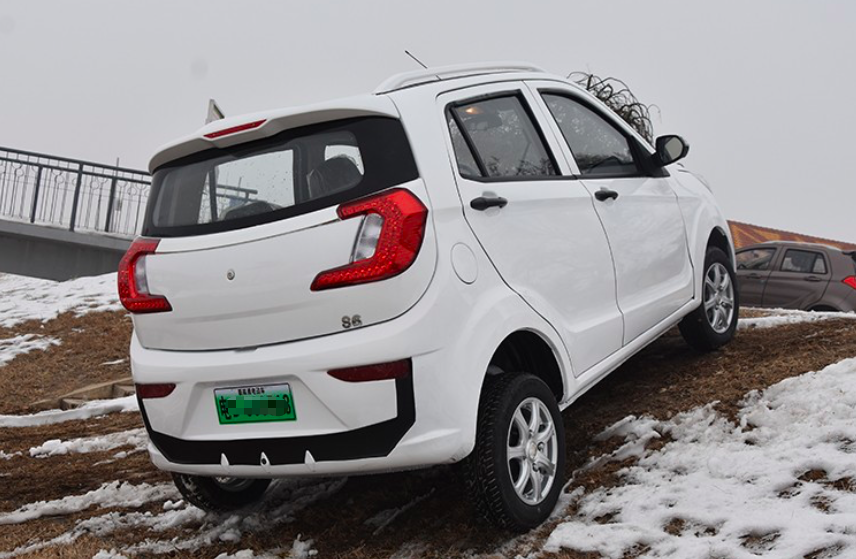 2款大空间低速四轮车，混合动力没续航焦虑，享受舒适出行