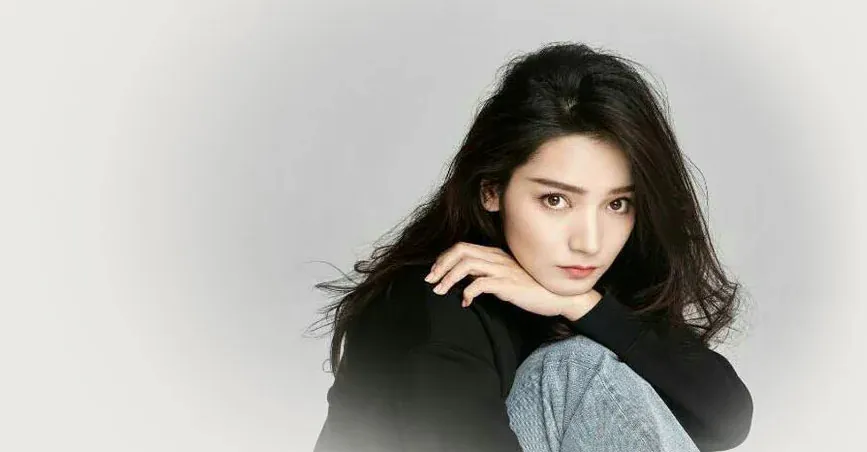 “天山”出大美人,10位新疆女明星,个个盘正条顺,美得各有千秋