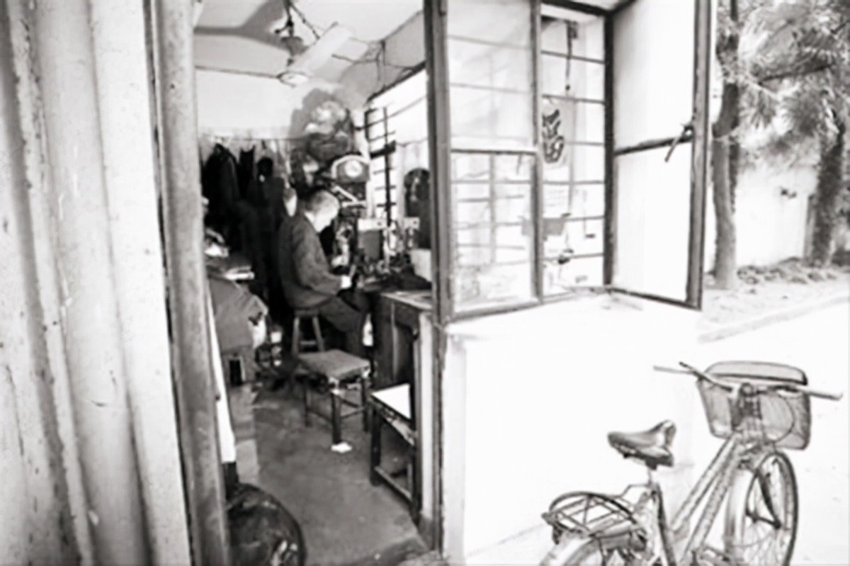 “最后的上海裁缝”：做了82年旗袍，胡蝶、巩俐都是其“死忠粉”