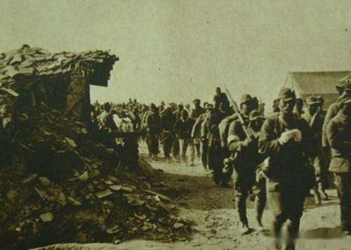 �̵㿹��ս���У����й����ӻ��еİ�λ�ձ��߼����٣���λΪ��