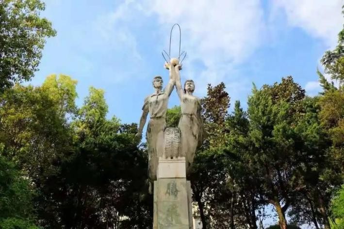 内外兼修！湖北“气质”教师：玩转德语教学，一连斩获多项大奖