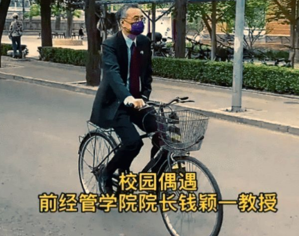 清华的校园设施有多好？男朋友去学校接女友，参观完瞬间不想走