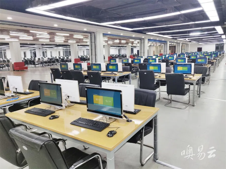 这些学校图书馆云桌面已上线，解锁无纸化智慧图书馆阅览新体验