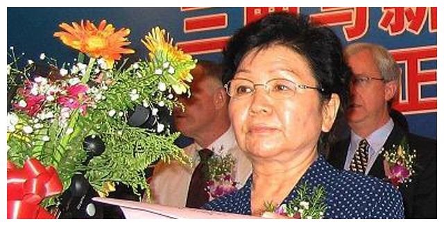 “乳业女皇”田文华，毁掉30多万婴儿，被判入狱如今怎么样了？