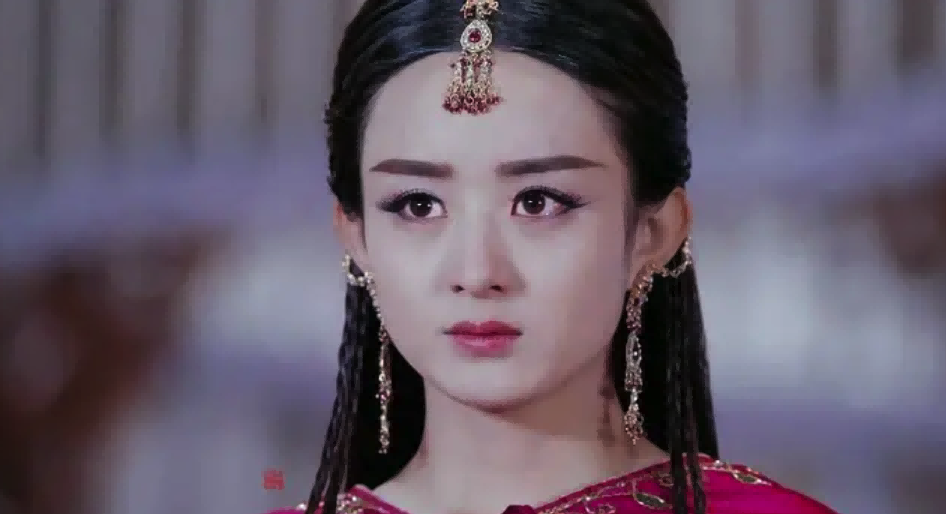 颜值不够别带“额饰”！13位女星造型PK，谁才撑得起倾国倾城