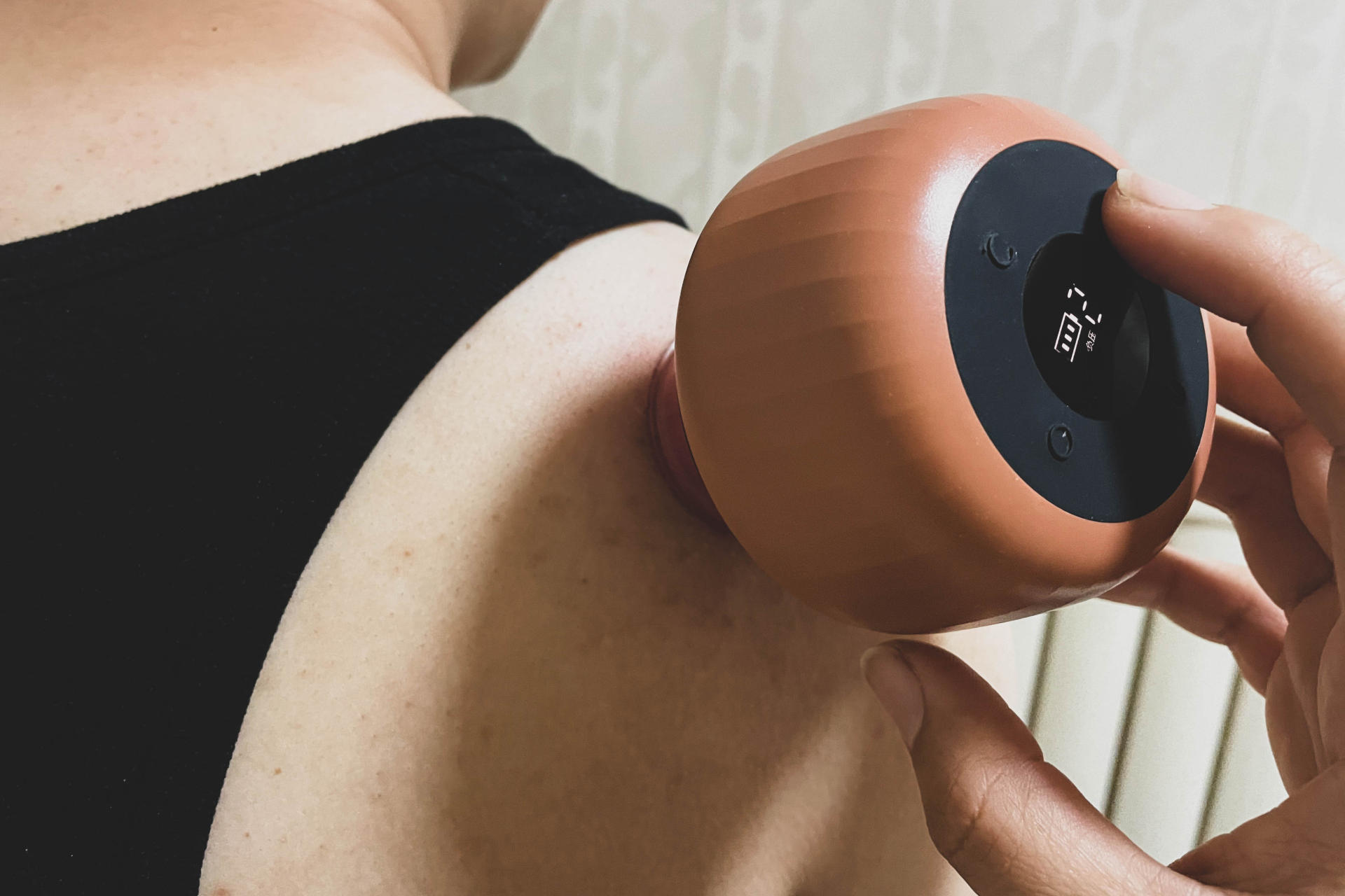 拔罐也要科技化！拔罐+走罐，让设备精准保健