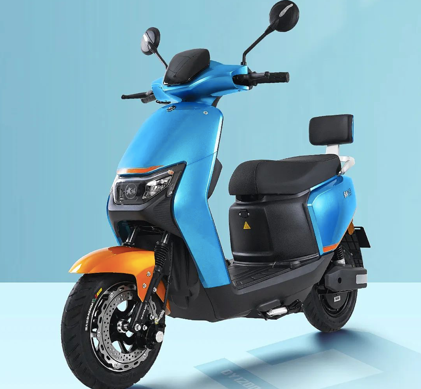 大阳新款电摩n3测评搭载了1200w电机动力强悍续航接近200里