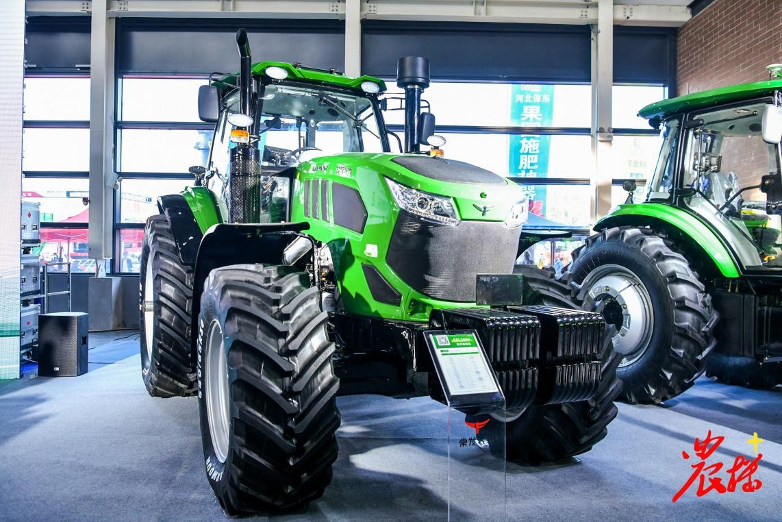 內蒙古銷售拖拉機1.4萬臺,銷量前三甲為雷沃 東風 東方紅