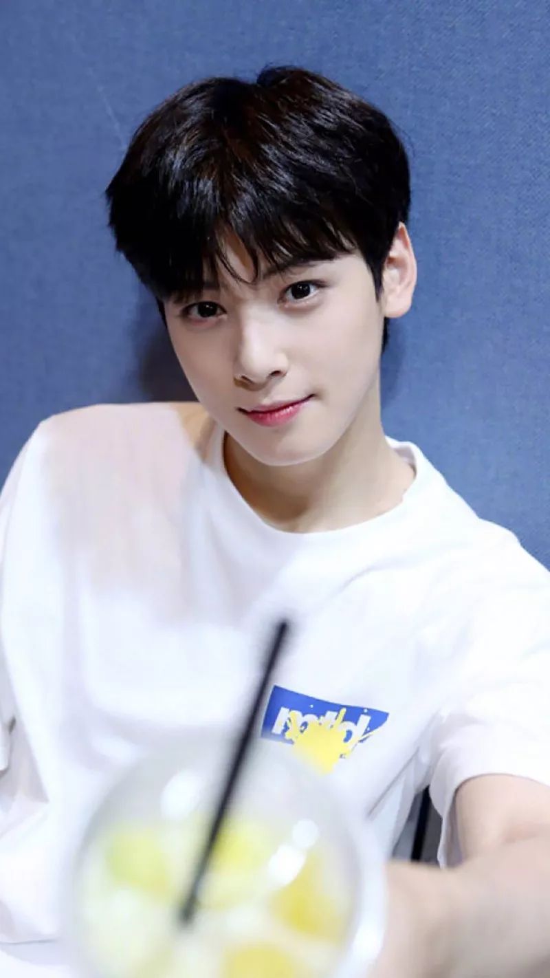 精选男明星壁纸合集｜秦霄贤｜白敬亭｜胡歌｜车银优｜陈立农