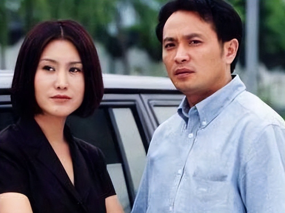 《重案六组》播出22年，女主王茜丧夫后过得怎么样？