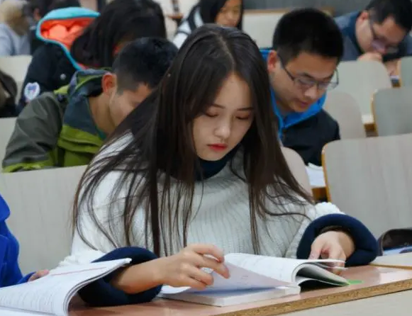 2022年双一流高校放假时间安排，部分地区或提前，家长喜忧参半