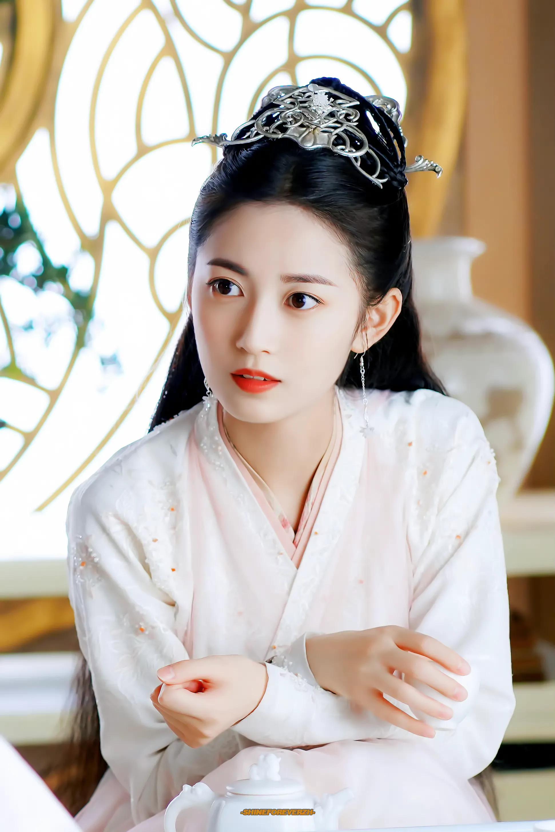 陈钰琪美图