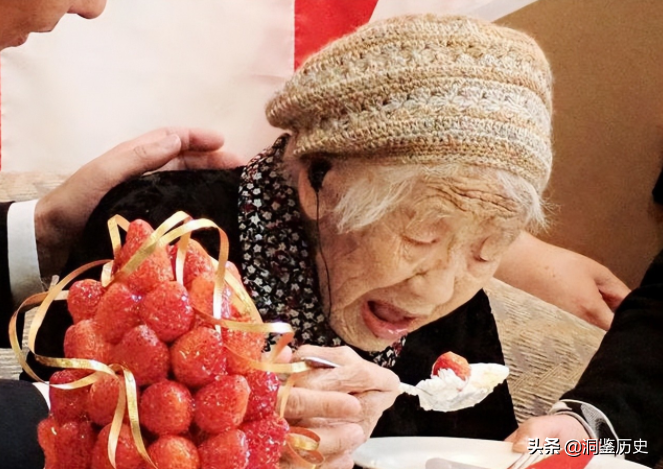 全球最长寿老人去世：终年119岁，两次患癌，力推喝可乐有助长寿