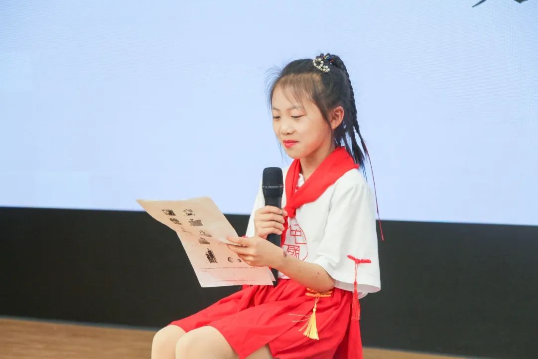 花田花绽，阅读悦心｜双流区黄甲小学举行读书节之阅读表演赛