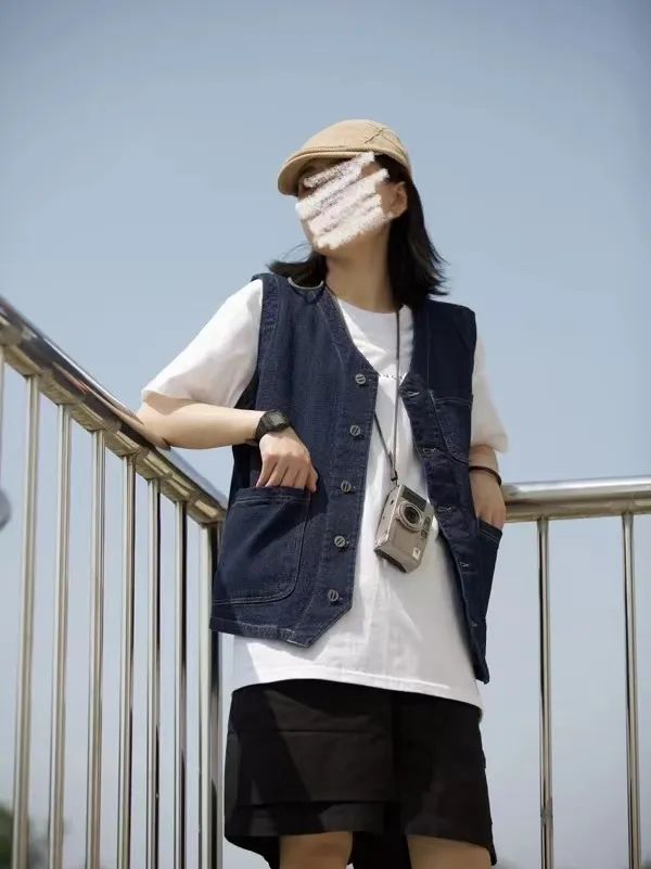 次次艳压00后小花，35岁的杨幂心机在哪儿？