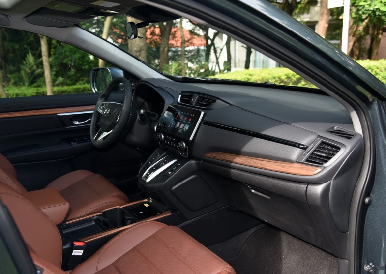 同为日系车，日产奇骏和本田CRV如何选择？看过你就懂了