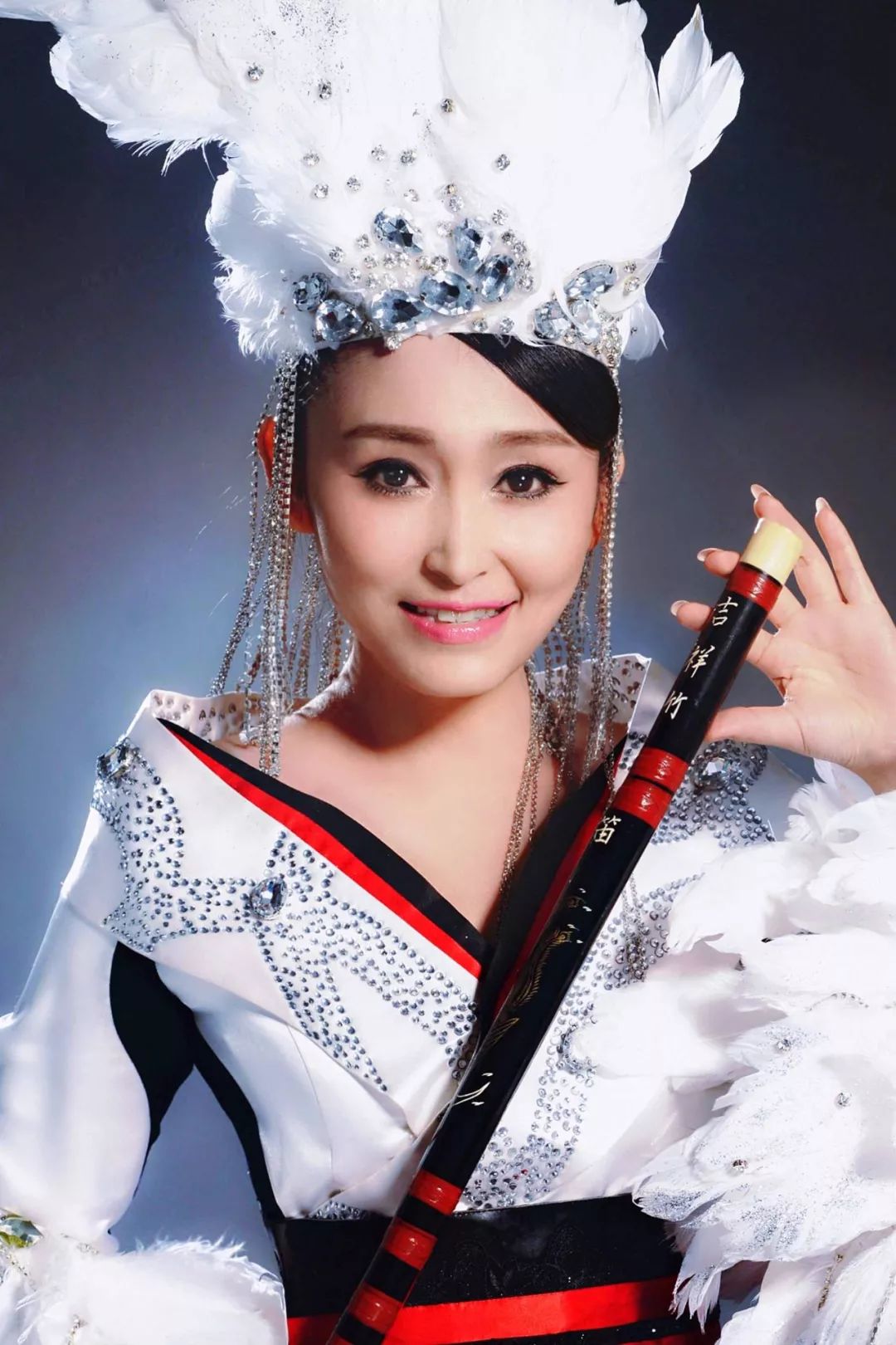 歌坛伉俪冯晓泉与曾格格：“421家庭”的幸福与烦恼