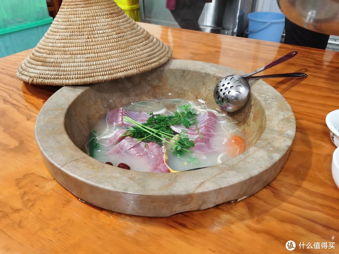 旅行就要边走边吃：舌尖上的昆明，盘点我在昆明吃到的各种美食