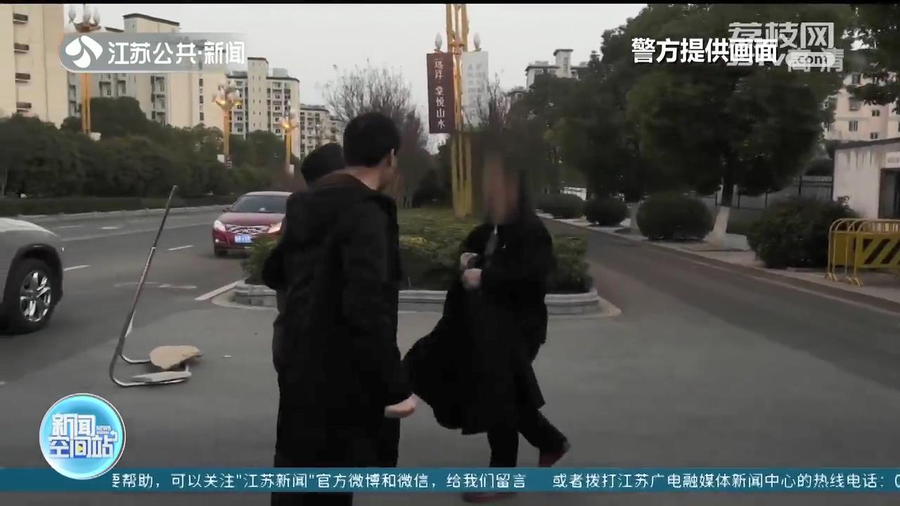 民警回家途中偶遇当天警情中的走失老人并安全护送其回家