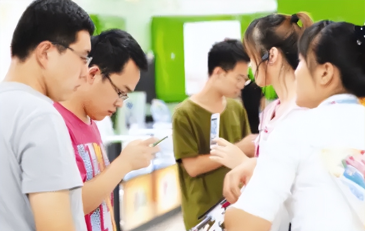 浙大学生因生活费与父母吵架，大喊：3000块钱够干嘛，你怎么看？