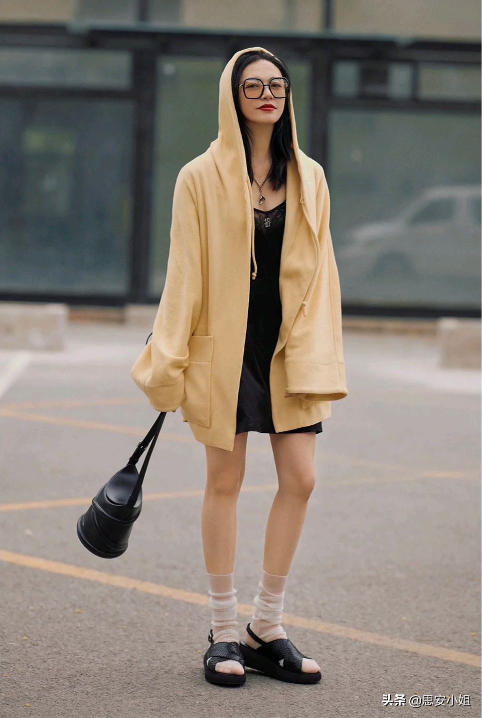 姚晨不愧是气质女神，夏日穿搭真高级，翠萍是我对她最大的误解