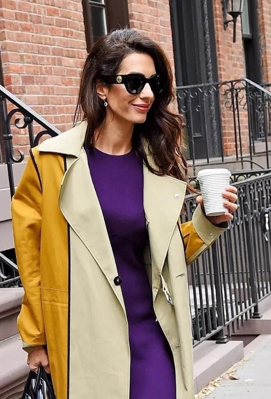 最美律师艾莫：打败21位情敌让奥巴马作证，治好恐婚症奥斯卡影帝