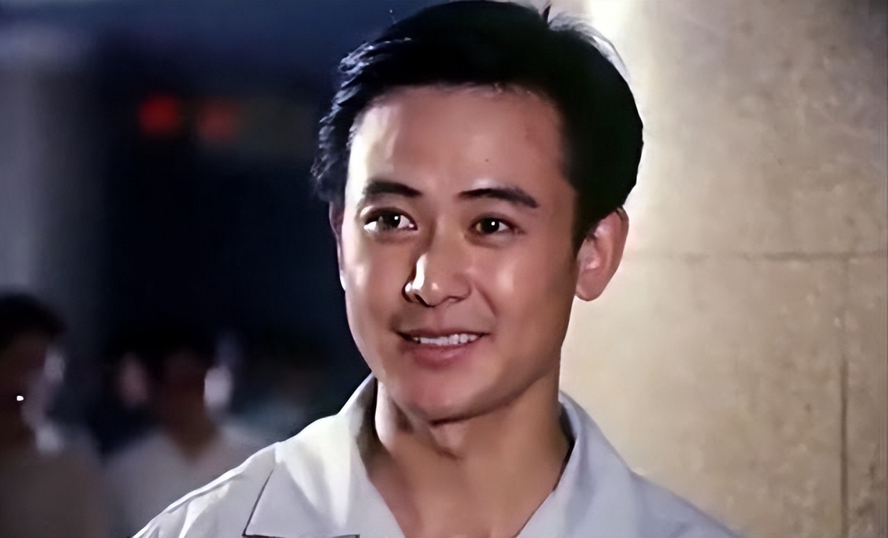 曲云：电影老旦，一生红颜扮老太