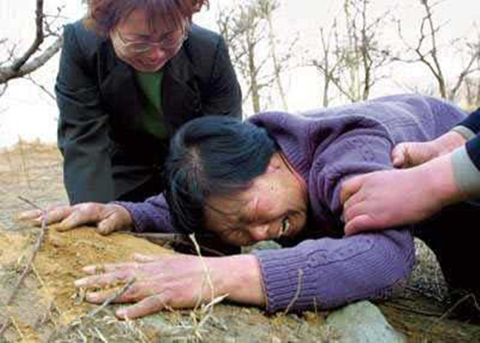 聂树斌案：枪毙10年后真凶出现，母亲执着上诉21年，终还儿子清白