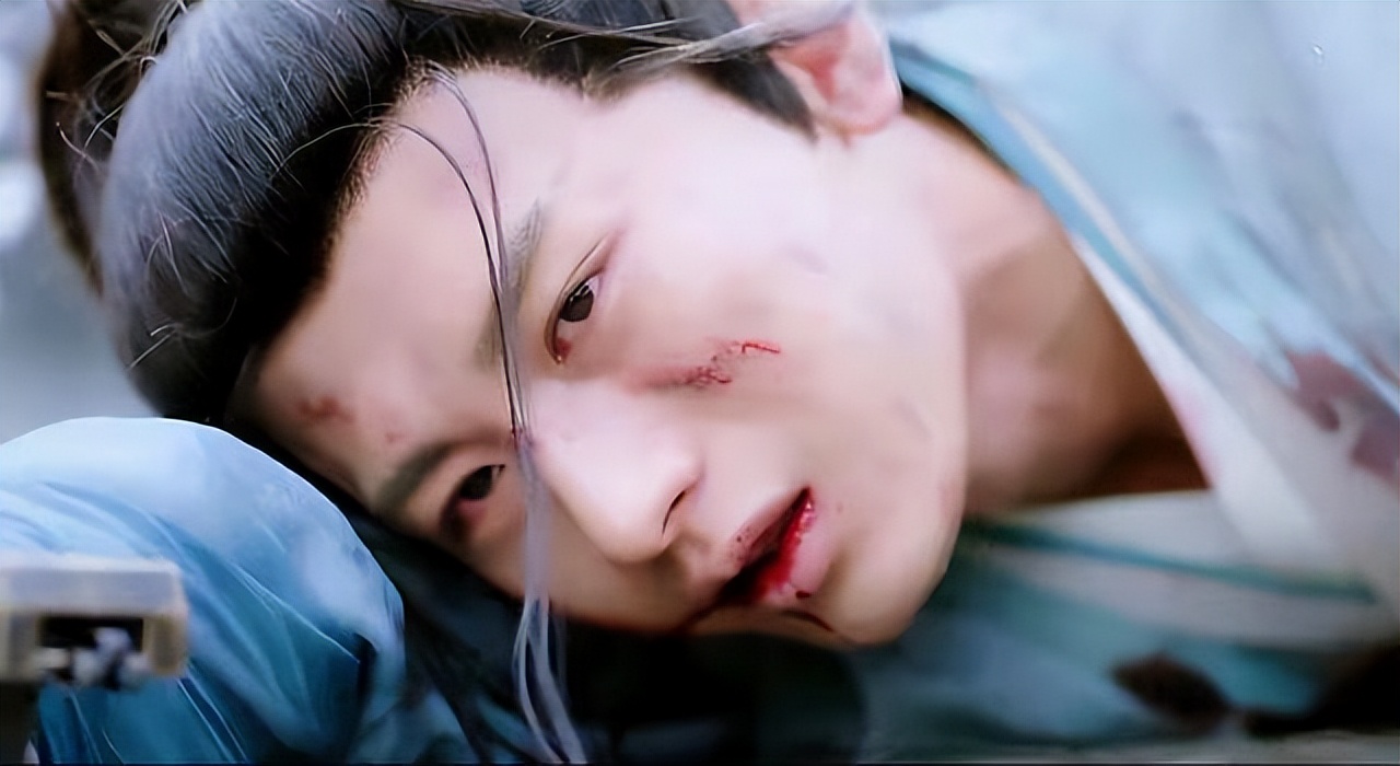 肖战、朱一龙、成毅、任嘉伦、龚俊等男星，谁的战损妆最“假”