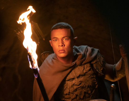 投资63亿的史上最贵剧集被全网嘲？这出好莱坞最大闹剧，该消停了