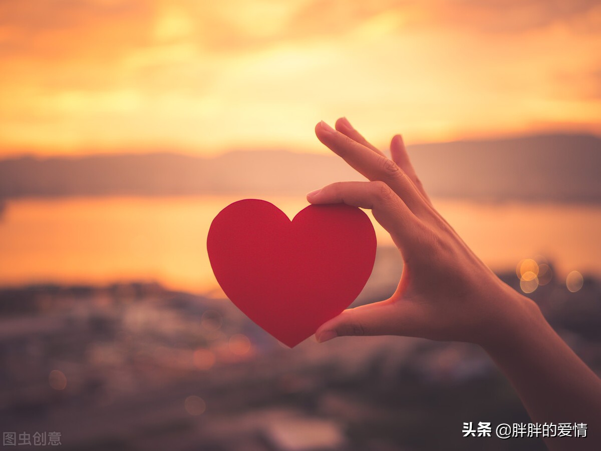 女人凡事靠自己的说说（凡事靠自己的经典朋友圈）
