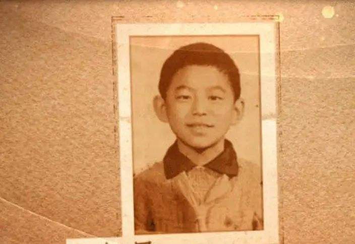 48岁的何炅，也走到了今天