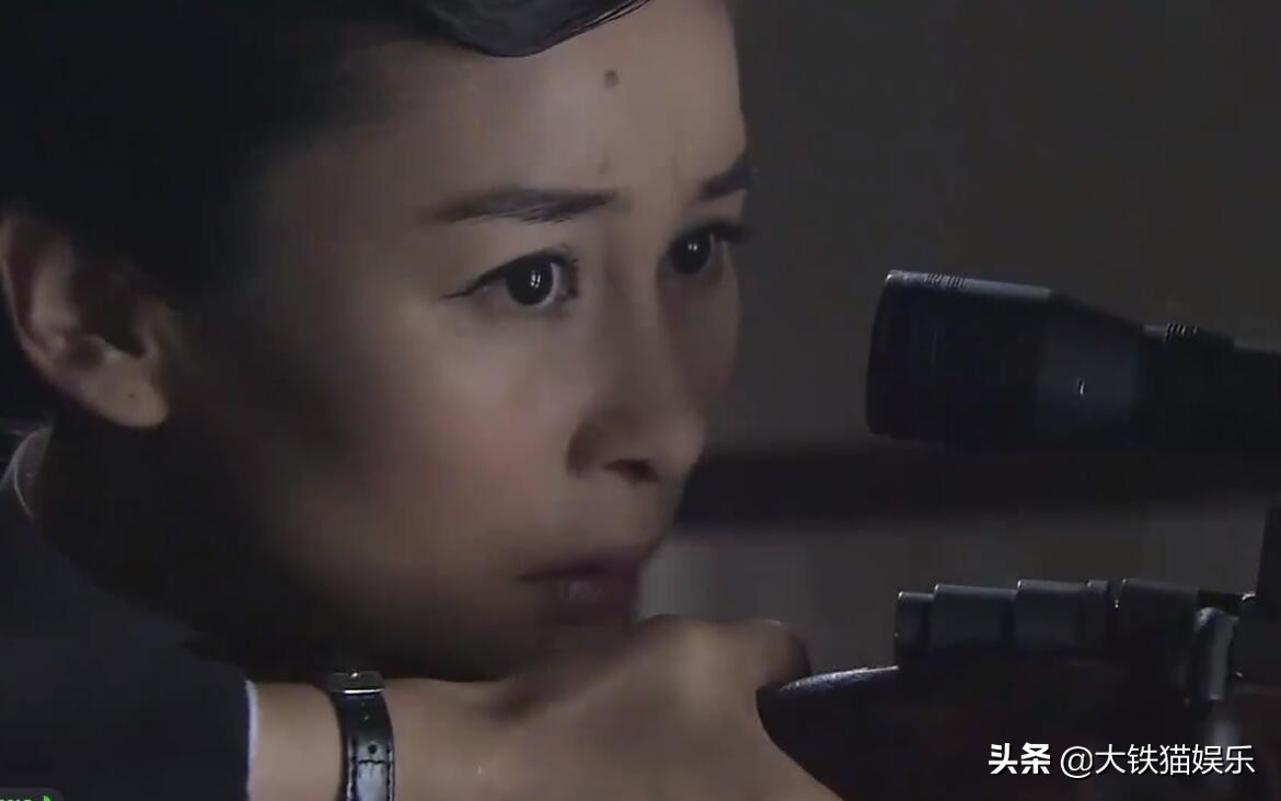 演谍战剧“女长官”，只服这8位女星，个个杀伐决断，气场两米八