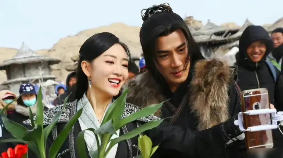 今日6大瓜：四字女星恋情、薇娅老公被罚、《披荆斩棘2》阵容