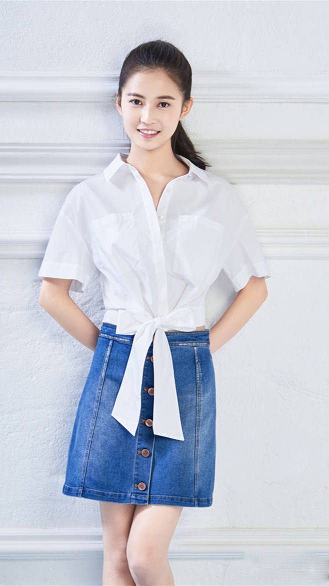 92年女演员陈钰琪，清新靓丽